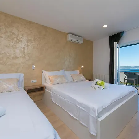 Nadalina Apartamento Brela